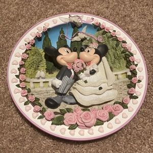 Minnie & Mickey Mouse Wedding/Love 3-D Decorative Plate- Original box